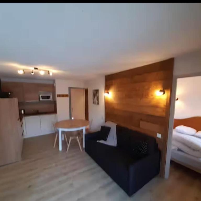 Chalet Cosy, Neuf, RDC, Terrasse, Pied des Pistes, - Appartement 2 Chambres - 2