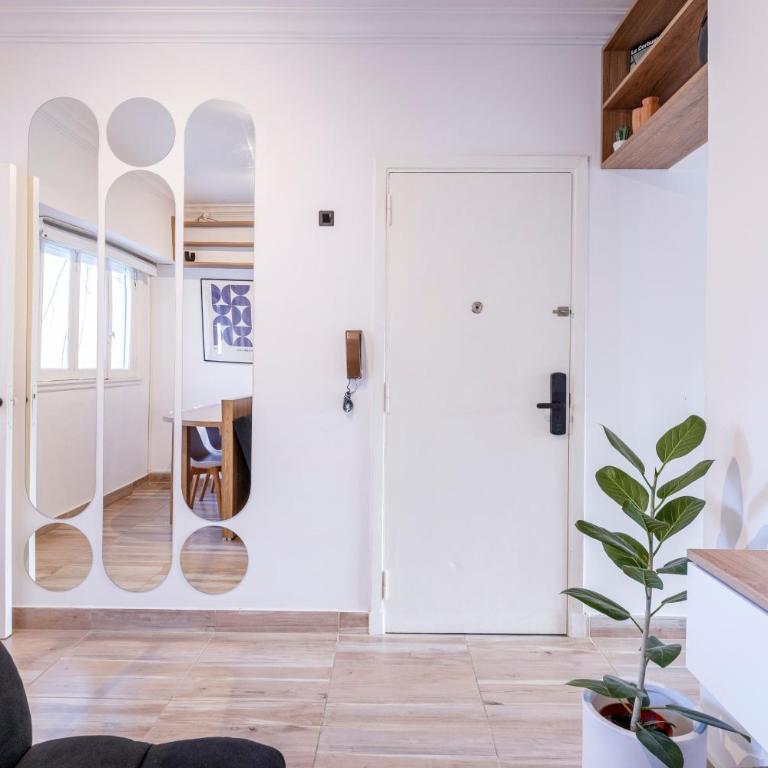 Departamento Moderno sobre Güemes - One-Bedroom Apartment - 33