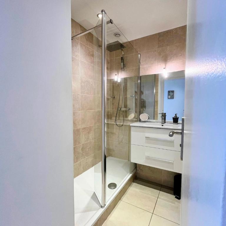 Panoramic Sea View with pool 4ppl - Juan les Pins - Apartment mit 2 Schlafzimmern - 16