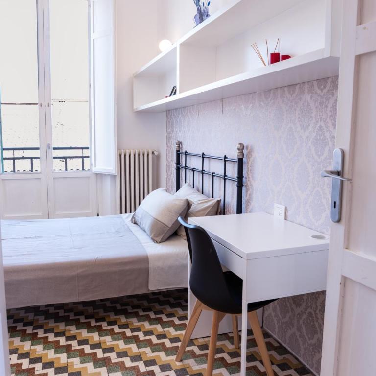Elegante appartamento vista mare con 4 camere, balconi e ascensore Centro Pescara - Apartment - 14