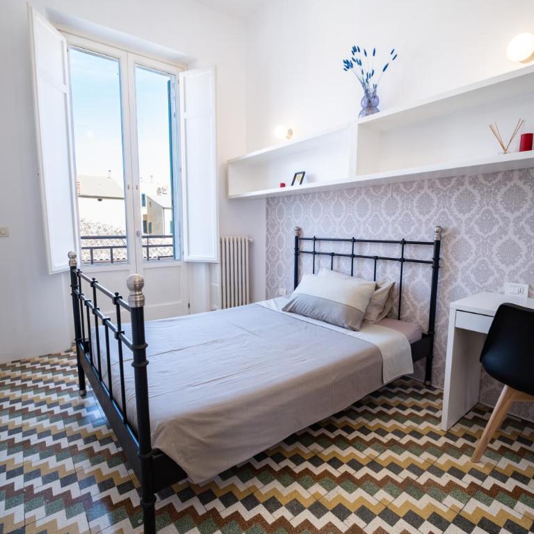 Elegante appartamento vista mare con 4 camere, balconi e ascensore Centro Pescara - Apartment - 39