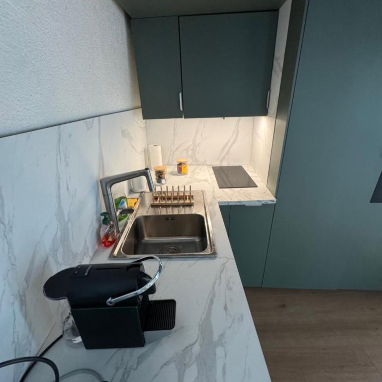 Cozy, newly renovated studio in the heart of Saint-Germain - 6th arrondissement - Appartement 1 Chambre - 18
