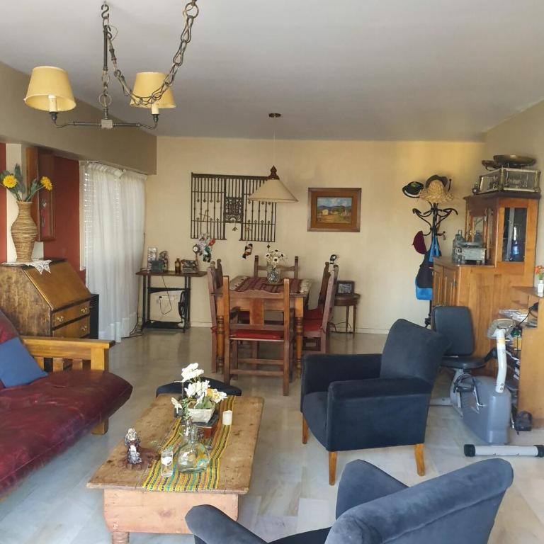Semipiso Centrico, Comodo con preciosas vistas - Apartamento de 1 dormitorio - 4