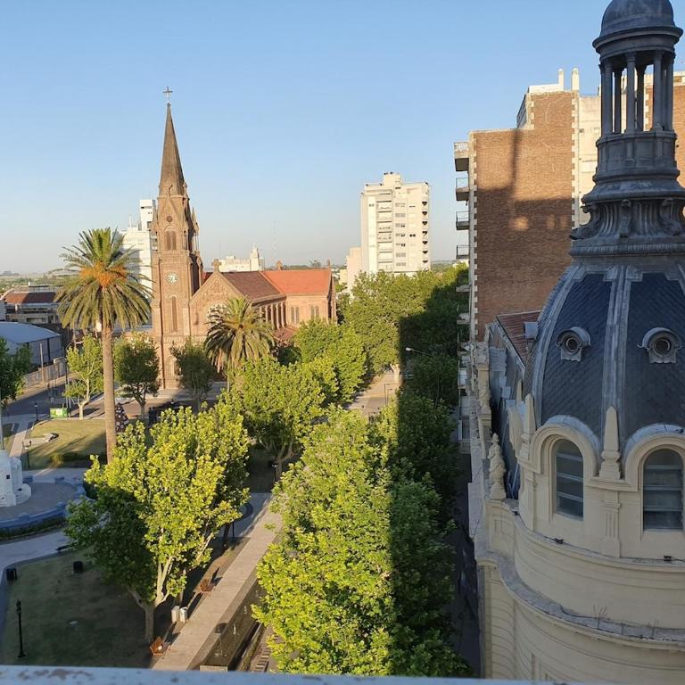Semipiso Centrico, Comodo con preciosas vistas - Apartamento de 1 dormitorio - 10