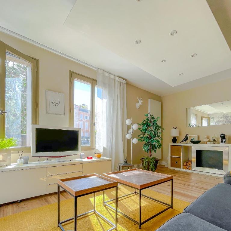 RétroMirabeau "Le Raspaïl" - 65m2 avec VUE - 2 CHAMBRES - 4 pers - COURS MIRABEAU HALLES GARE - EMPLACEMENT TOP - Chèques Vacances CONNECT - Apartamento de 2 dormitorios con vistas al jardín - 4