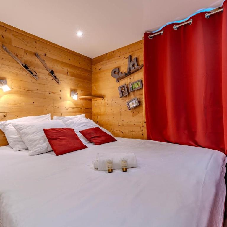 Spacious Ski-In Out apartment with Mountain Views - Apartment - 6