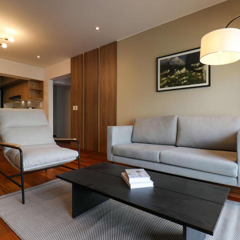 Premium 3BR with Balcony in Miraflores - Apartment - 10