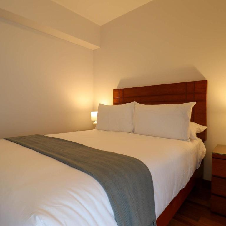 Premium 3BR with Balcony in Miraflores - Apartment - 16