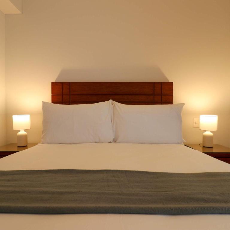 Premium 3BR with Balcony in Miraflores - Apartment - 23