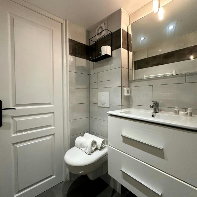 Studio Paulette mezzanine - 500m FROM THE BEACH - Appartement - 14