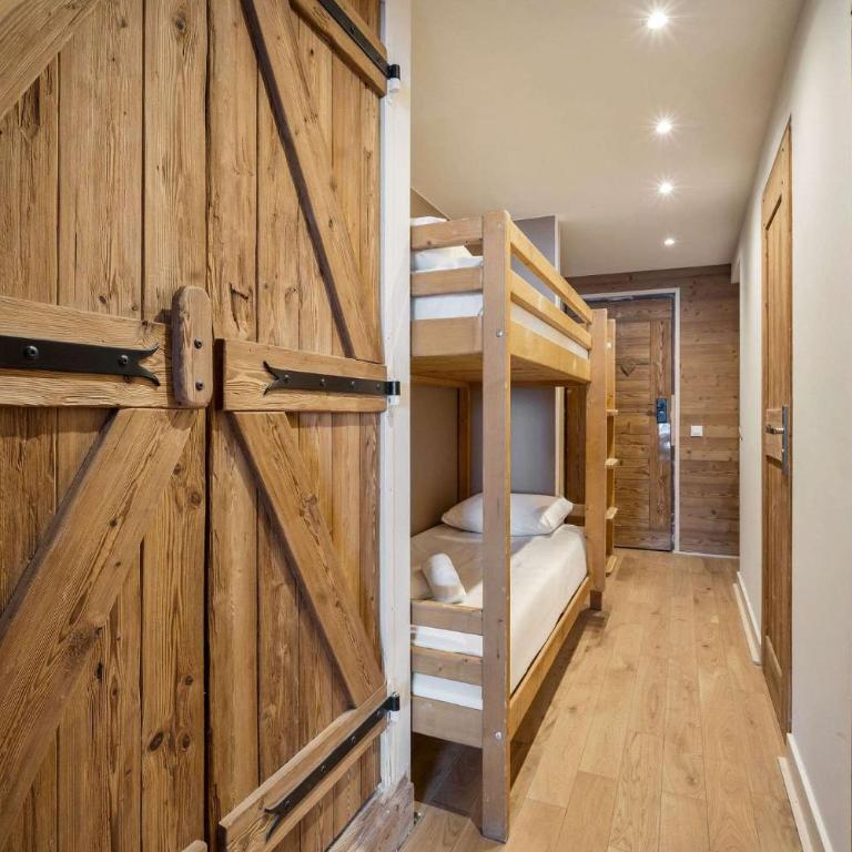 Cozy Renovated with Panoramic Mountain View - Apartment - 7