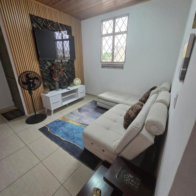 Luxury flandes - Three-Bedroom Apartment - 1