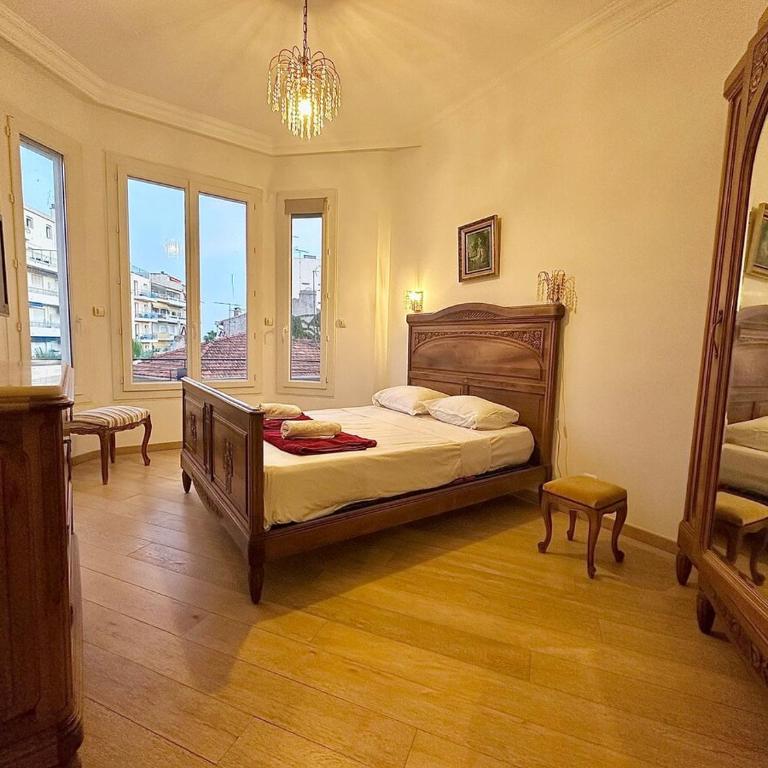 3 pièces 100m2 balcon centre juan 2 pas des plages - Appartement - 14