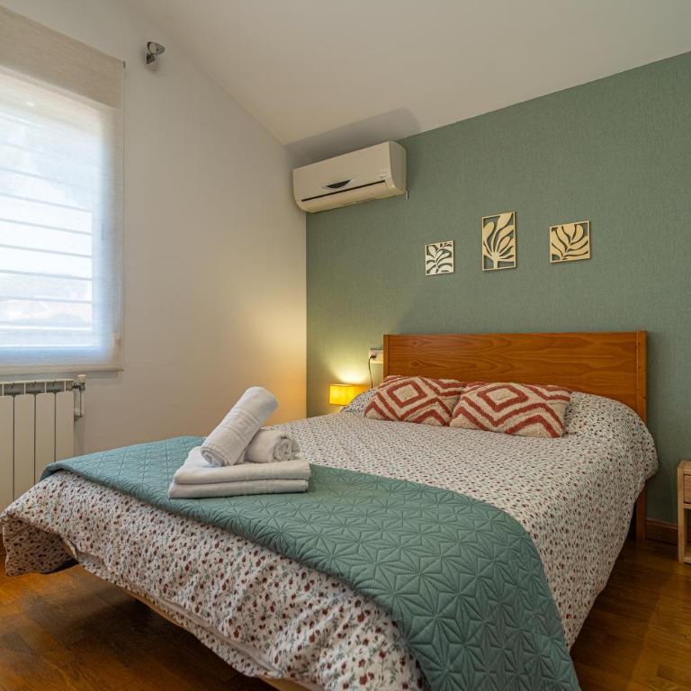 Casa familiar junto al lago con zona de juegos, cine y BBQ - Casa de 4 dormitorios - 19