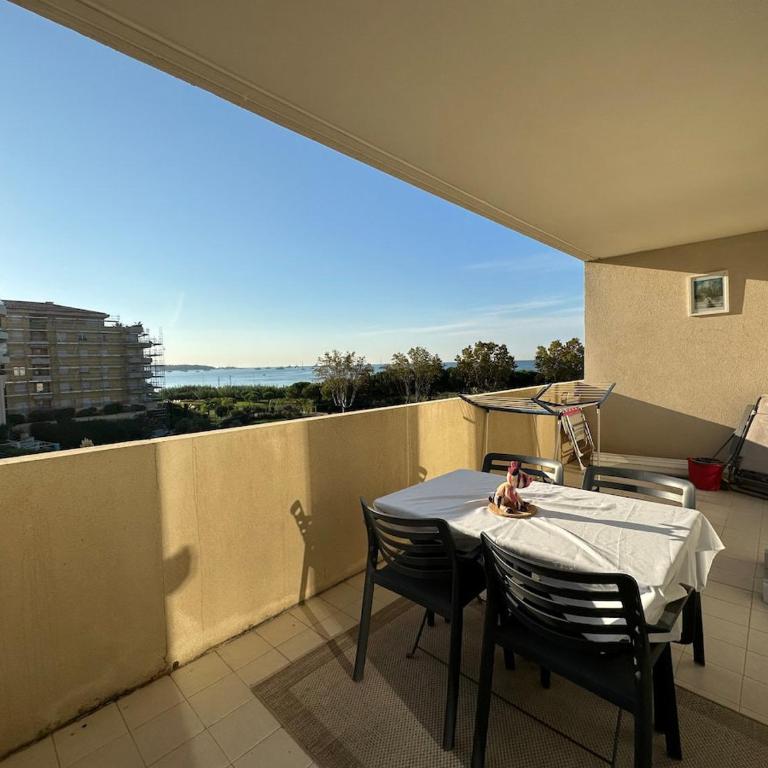 Appartement 1 chambre Vue mer piscine parking - Appartement - 14