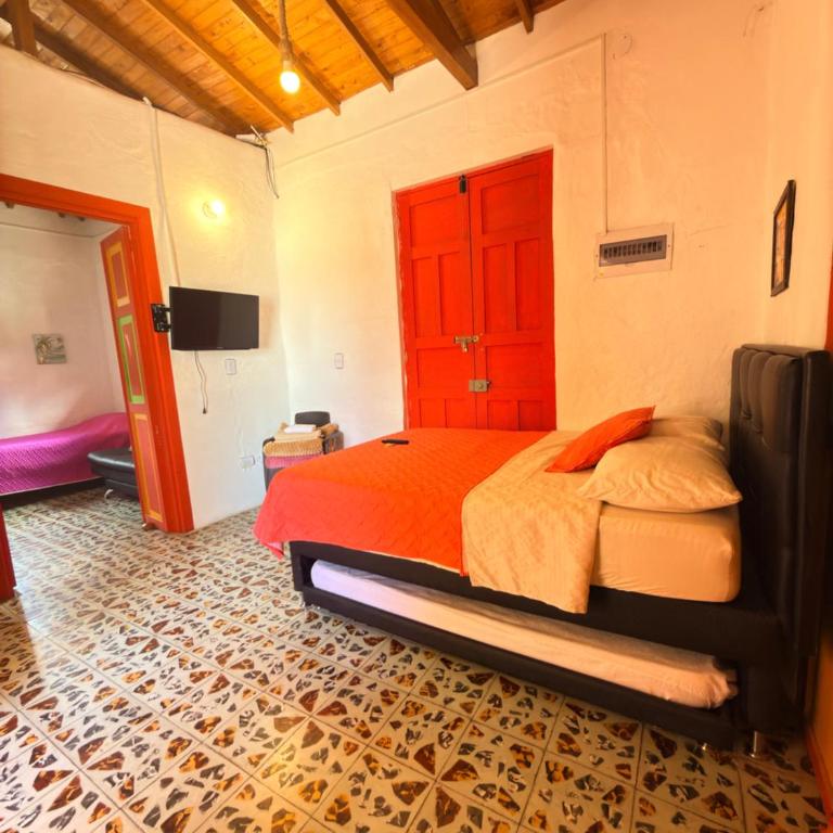 Casa Nohelia - Habitación Familiar con baño privado - 11