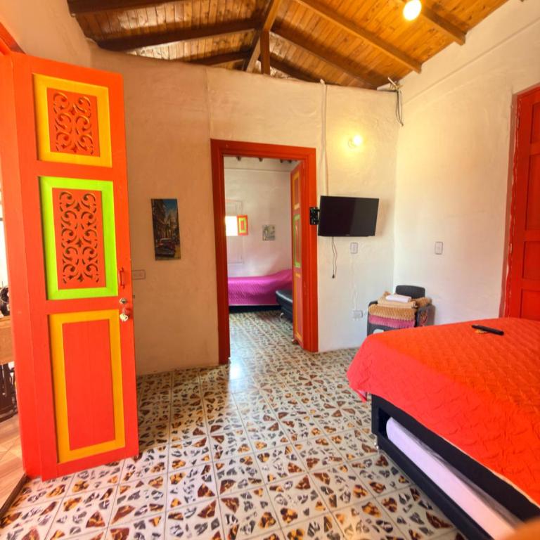 Casa Nohelia - Habitación Familiar con baño privado - 10