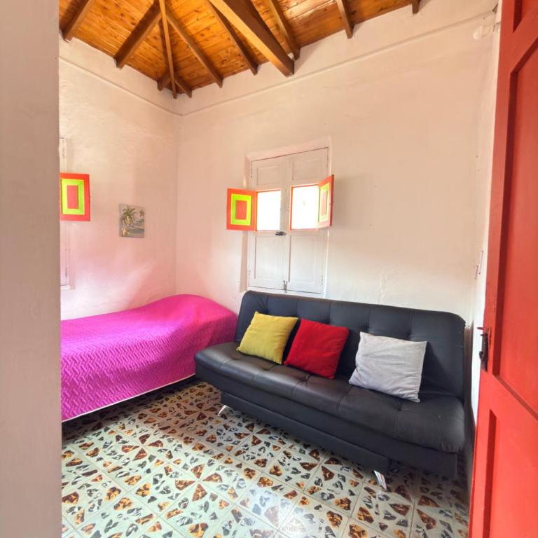 Casa Nohelia - Habitación Familiar con baño privado - 8