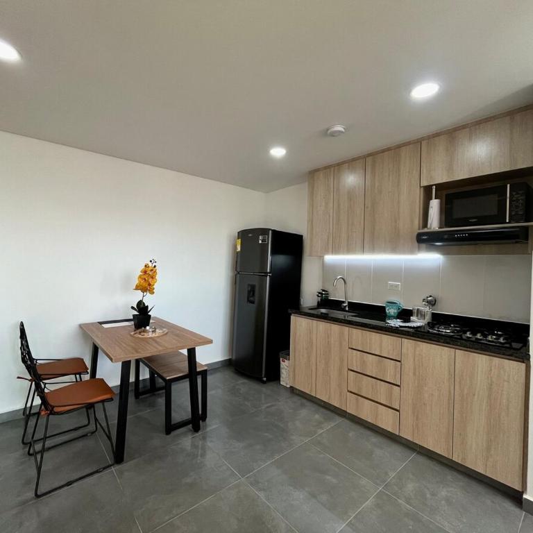 Cozy Sabaneta stay with amazing views,Pool,Gym - Apartamento de 1 dormitorio con vistas a la ciudad - 36