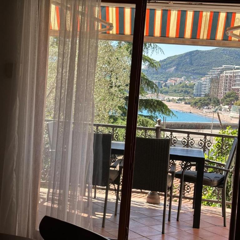 Meridian Hotel - Apartman s 3 Spavaće Sobe, Terasom i Pogledom na More - 19