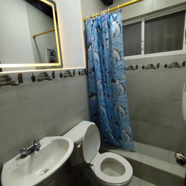 Casa Manaba - Four-Bedroom House - 9