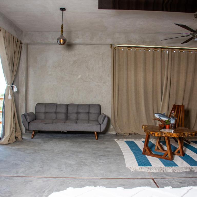 La Familia Casa and Suites - Suite Deluxe con vistas al mar - 13