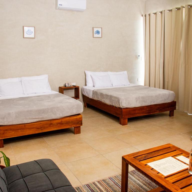 La Familia Casa and Suites - Studio with Pool View - 1