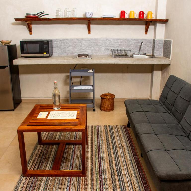 La Familia Casa and Suites - Estudio con vistas a la piscina - 2