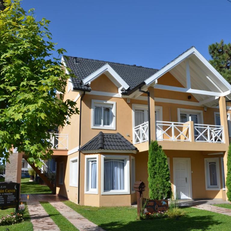 Picun Cuyen - Three-Bedroom Townhouse - 52