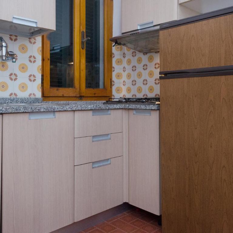 Villa Maria Carla - Casa Vacanze (4 Adulti) - 11