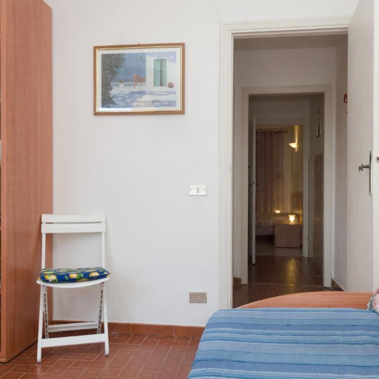 Villa Maria Carla - Casa Vacanze (4 Adulti) - 17