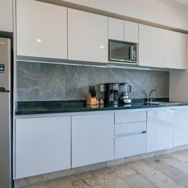 Spectacular views and comfort - One-Bedroom Apartment - 25