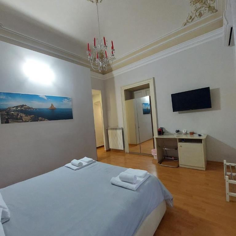 A 2 Passi da Stesicoro Suite Catania - Double Room - 7