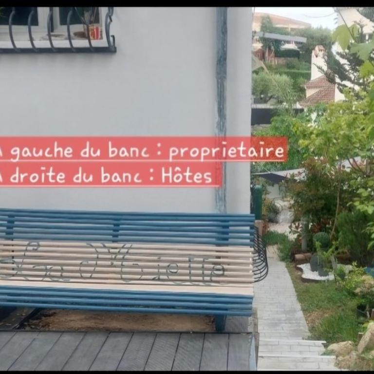 L extra Miette - Family Room with Terrace - 1