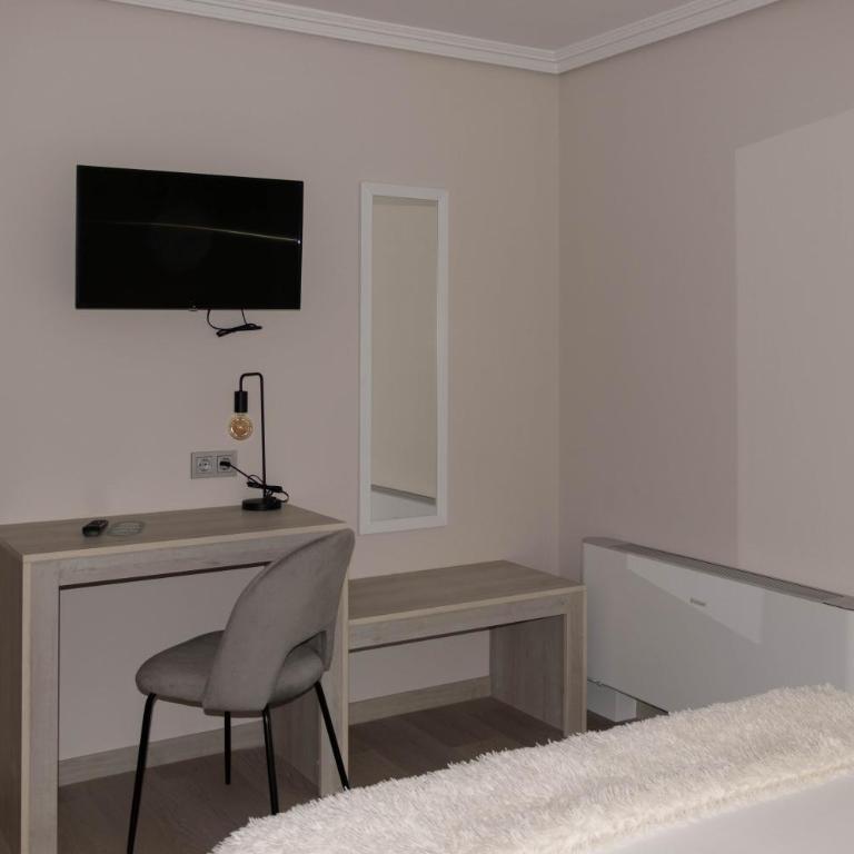 Hotel O'Pazo - Habitación Doble con balcón - 5