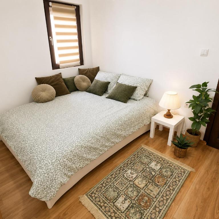 Color zen apartment - One-Bedroom Apartment - 10