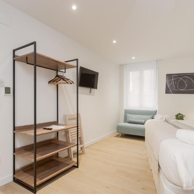 Pension Txapitela - Habitación Doble Deluxe con cama supletoria - 10
