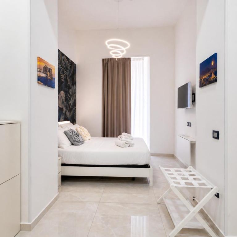 CharmiNaples - VivimiHome - Camera King Superior - 6