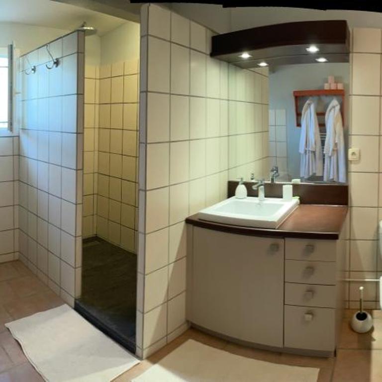 Aigues Marines - Chambre Double - Vue sur Piscine - 3