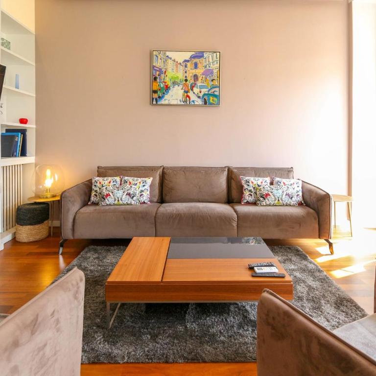 Appartement 3 chambres moderne avec balcon jardin commun et Clim - BENAKEY - Appartement - 5