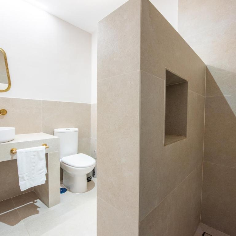 Ereza White Homes - Villa - 33