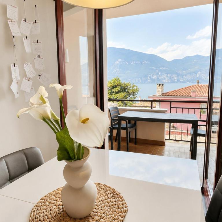 Azzurra Beths House - Appartamento con 2 Camere da Letto e Vista Acqua - 2