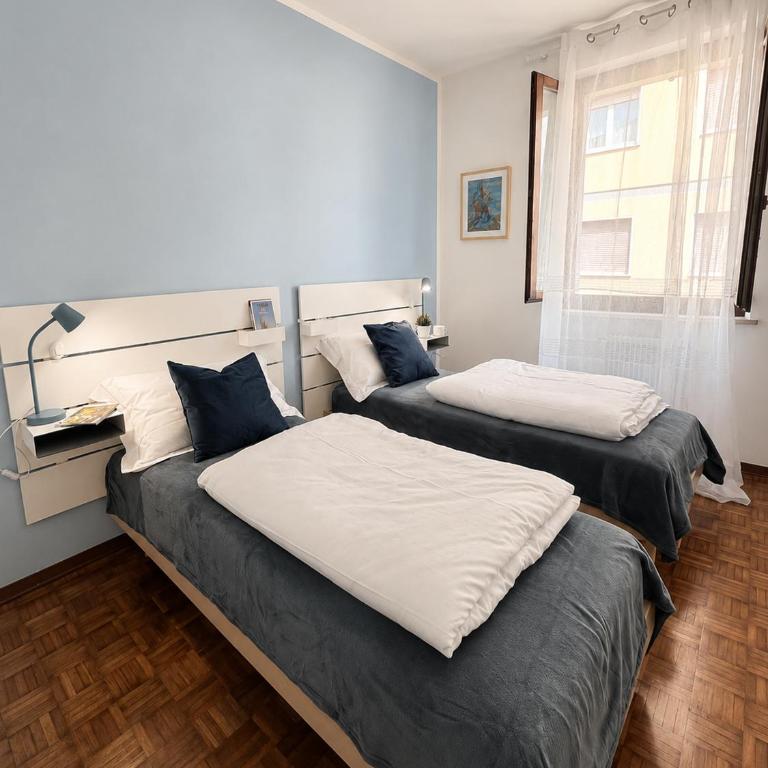 Azzurra Beths House - Appartamento con 2 Camere da Letto e Vista Acqua - 20
