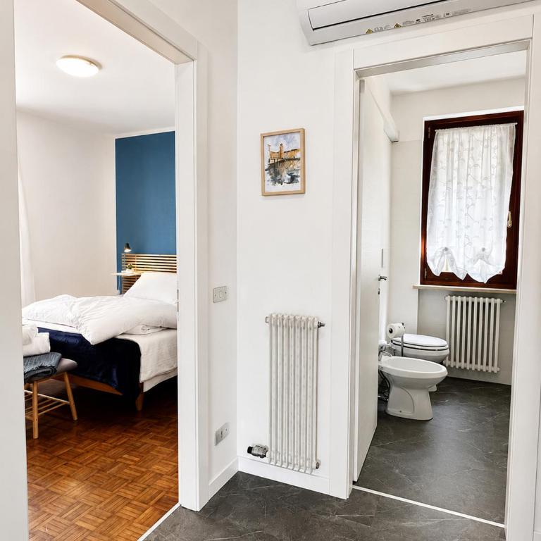 Azzurra Beths House - Appartamento con 2 Camere da Letto e Vista Acqua - 16