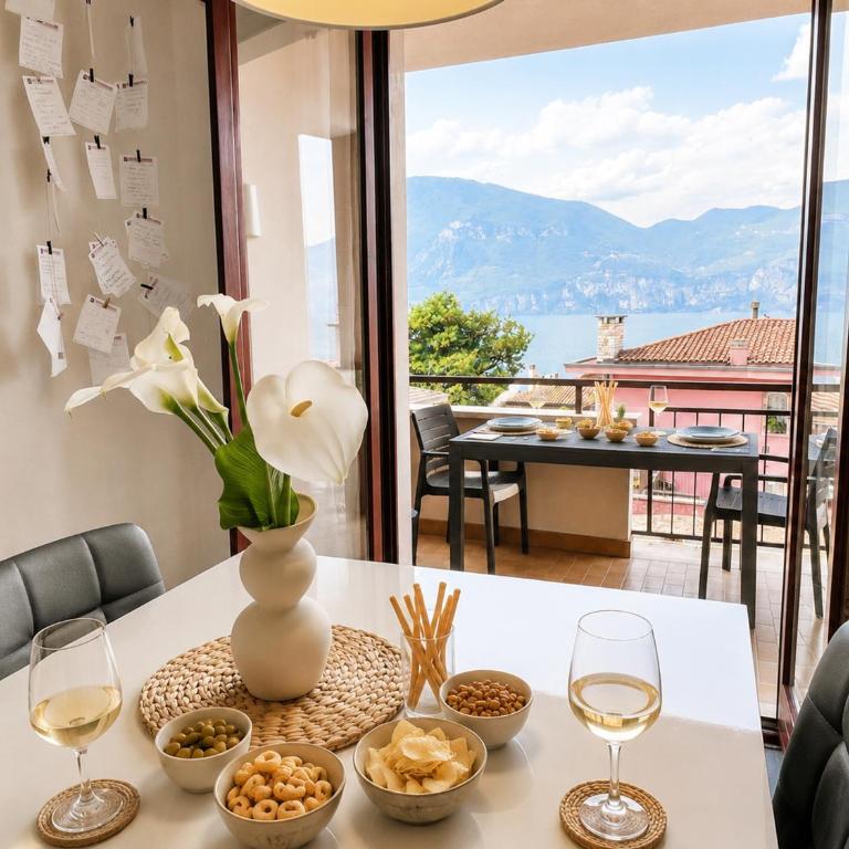 Azzurra Beths House - Appartamento con 2 Camere da Letto e Vista Acqua - 4