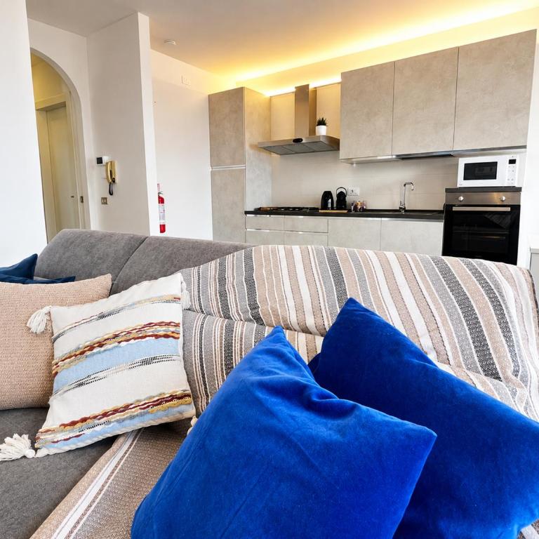 Azzurra Beths House - Appartamento con 2 Camere da Letto e Vista Acqua - 7