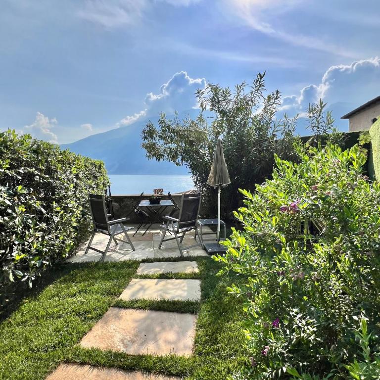 Premium Unique Lakeside view 90 m2 IlRusticodiB Apartment with private garden - Two-Bedroom Apartment - 52
