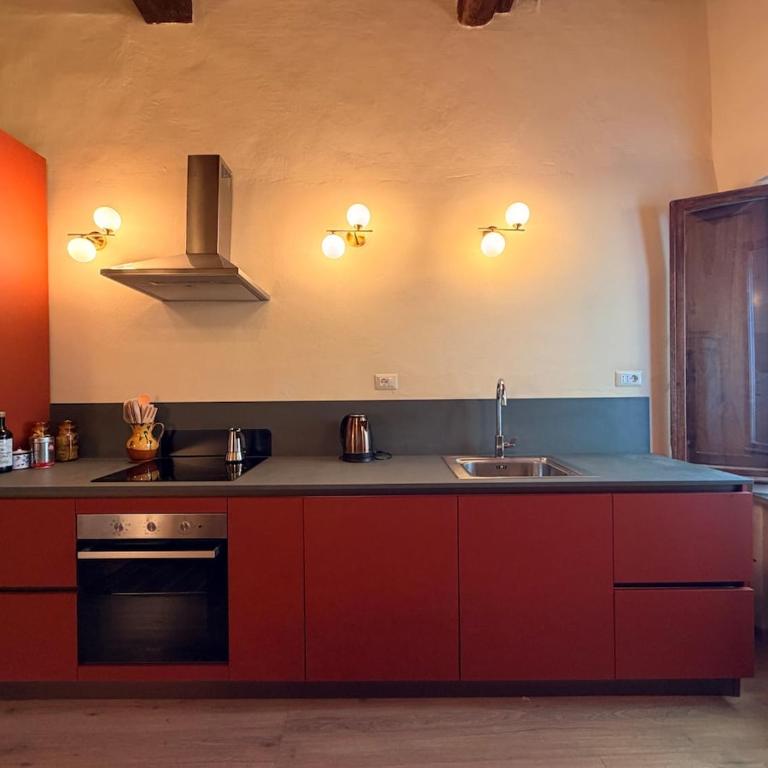 Luxury Apartment in the Historic Centre of Siena - Three-Bedroom Apartment - 8