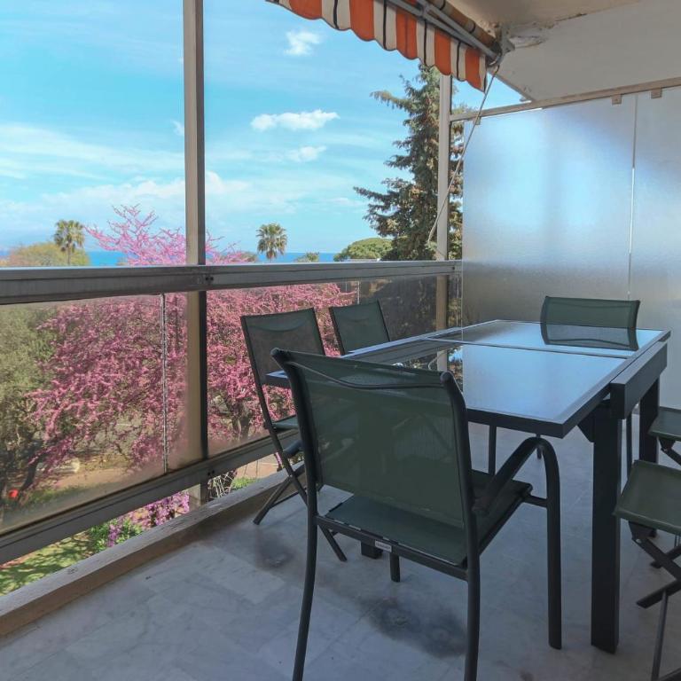 Beautiful flat with Sea View Terrace Pool Parking portative AC- BENAKEY - Appartement - 2