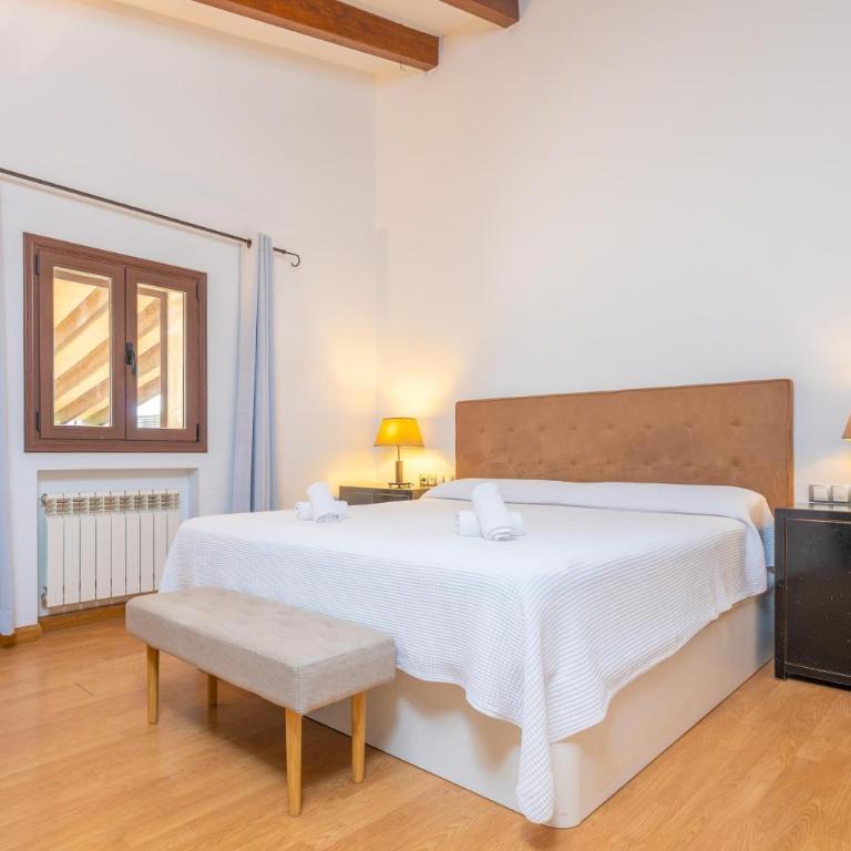 VILLA COIRA - Spectacular villa with private pool garden and mountains views near the beach of Puerto de Alcúdia. Free WiFi - Villa - 23